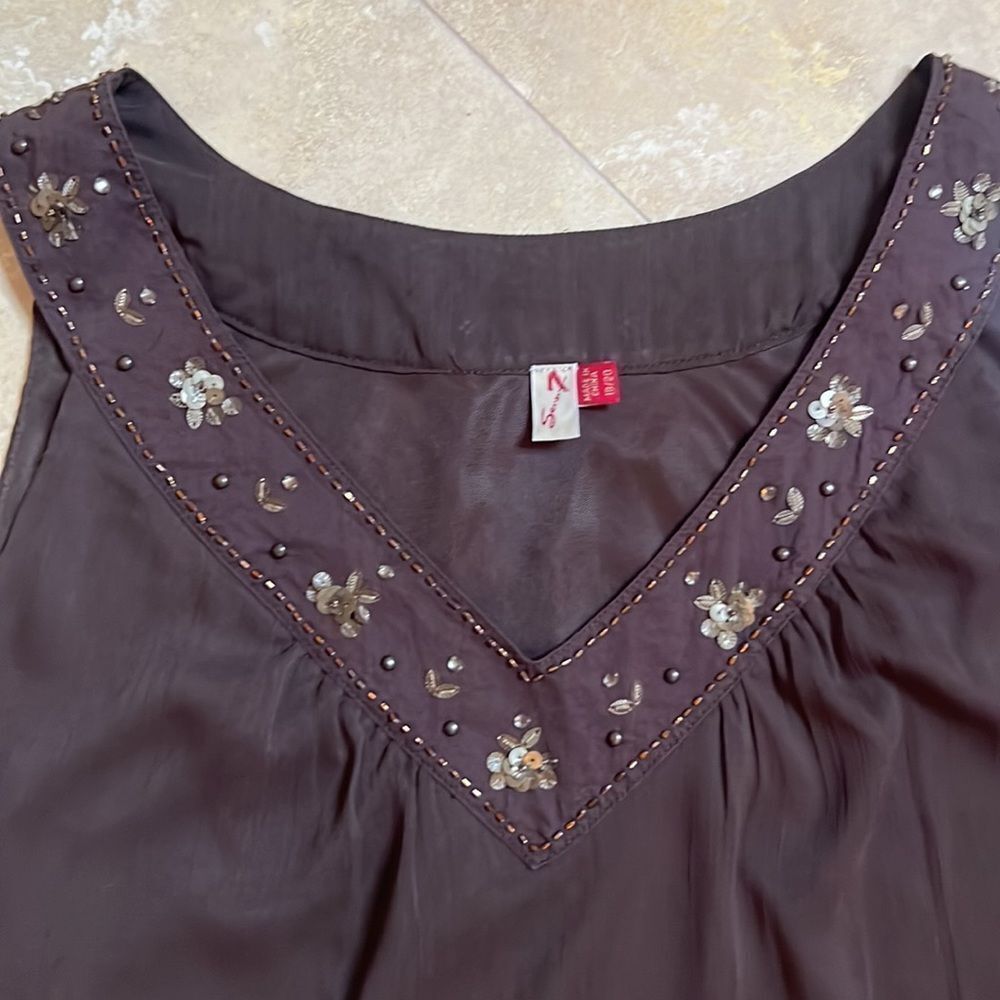 💕Cute top💕 - Picture 6 of 7